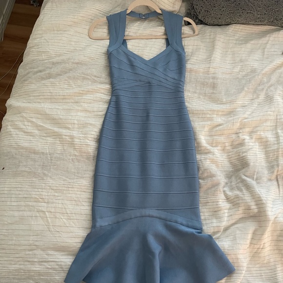 Herve Leger Sheath Dress - LIKE NEW - Picture 2 of 4